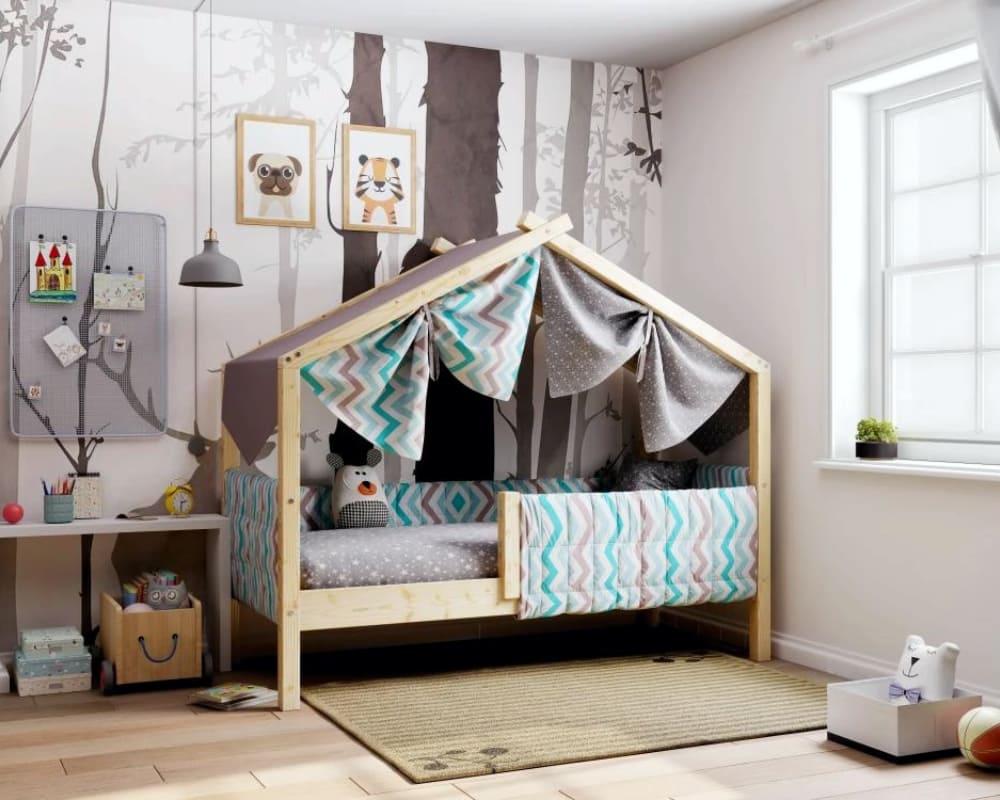 Кровать в детскую комнату
